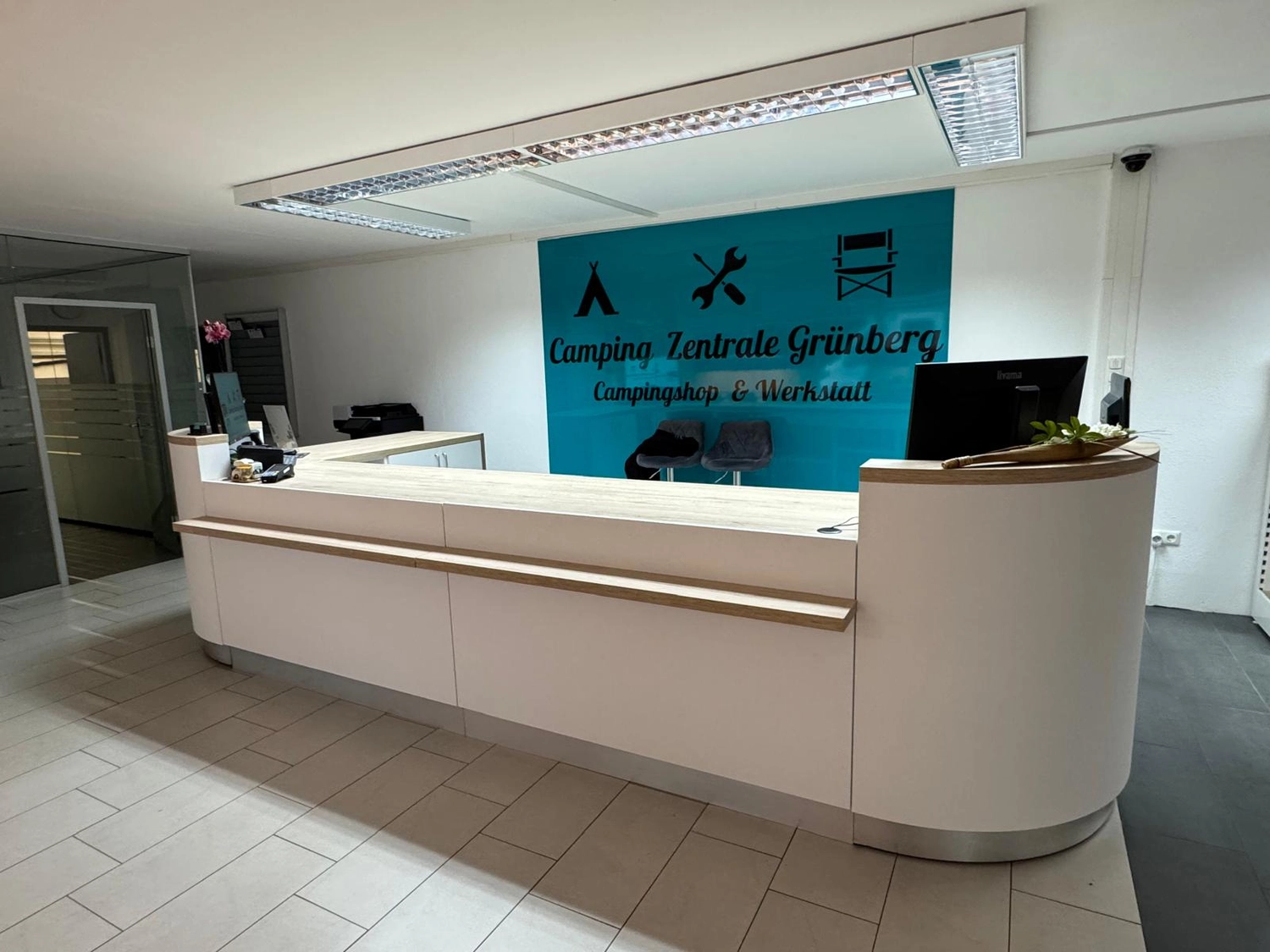 Camping Zentrale Grünberg - Campingshop & Werkstatt - Rezeption